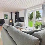 Casa de Férias Golubinka - 2-5km From The Sea By Interhome Kongsmark