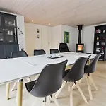 Casa de Férias Golubinka - 2-5km From The Sea By Interhome Kongsmark