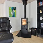 Casa de Férias Golubinka - 2-5km From The Sea By Interhome *