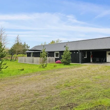 Holiday home Golubinka Kongsmark