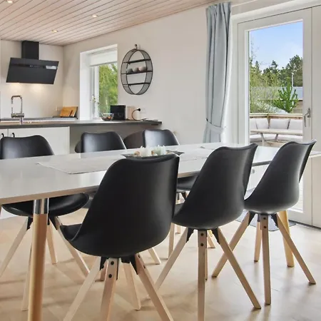 Golubinka - 2-5km From The Sea By Interhome * Kongsmark