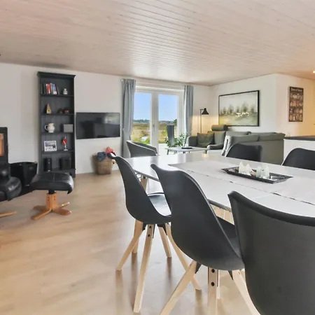 Golubinka - 2-5km From The Sea By Interhome *