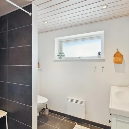 Golubinka - 2-5km From The Sea By Interhome بيت للعطل *